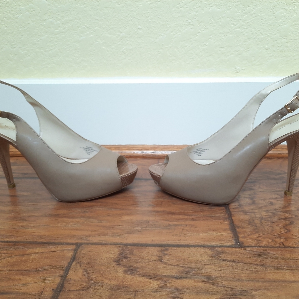 Nine West, tan, platform, peep toe shoes, size 8.5